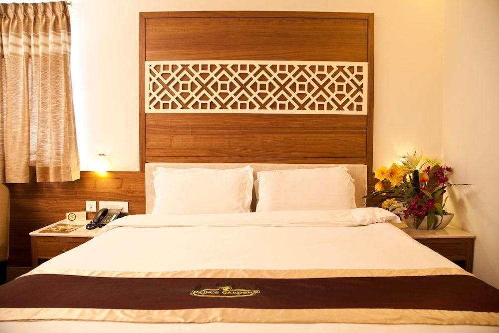 Hotel Prince Gardens Κοϊμπατόρε Εξωτερικό φωτογραφία