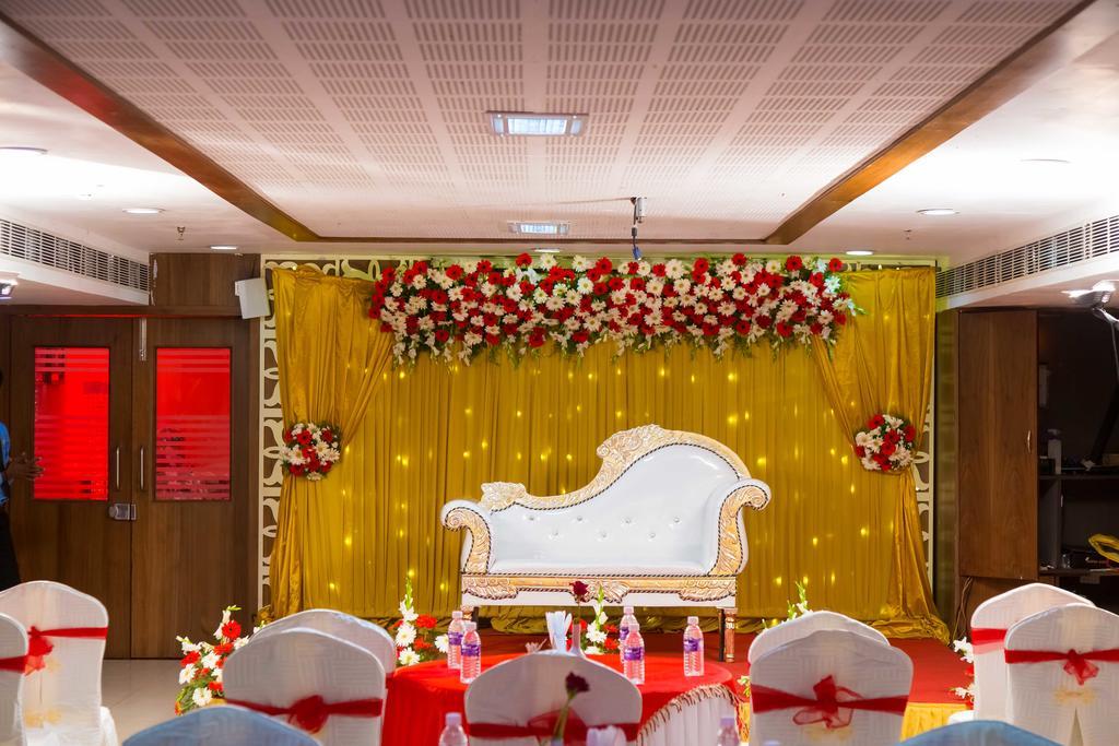 Hotel Prince Gardens Κοϊμπατόρε Εξωτερικό φωτογραφία