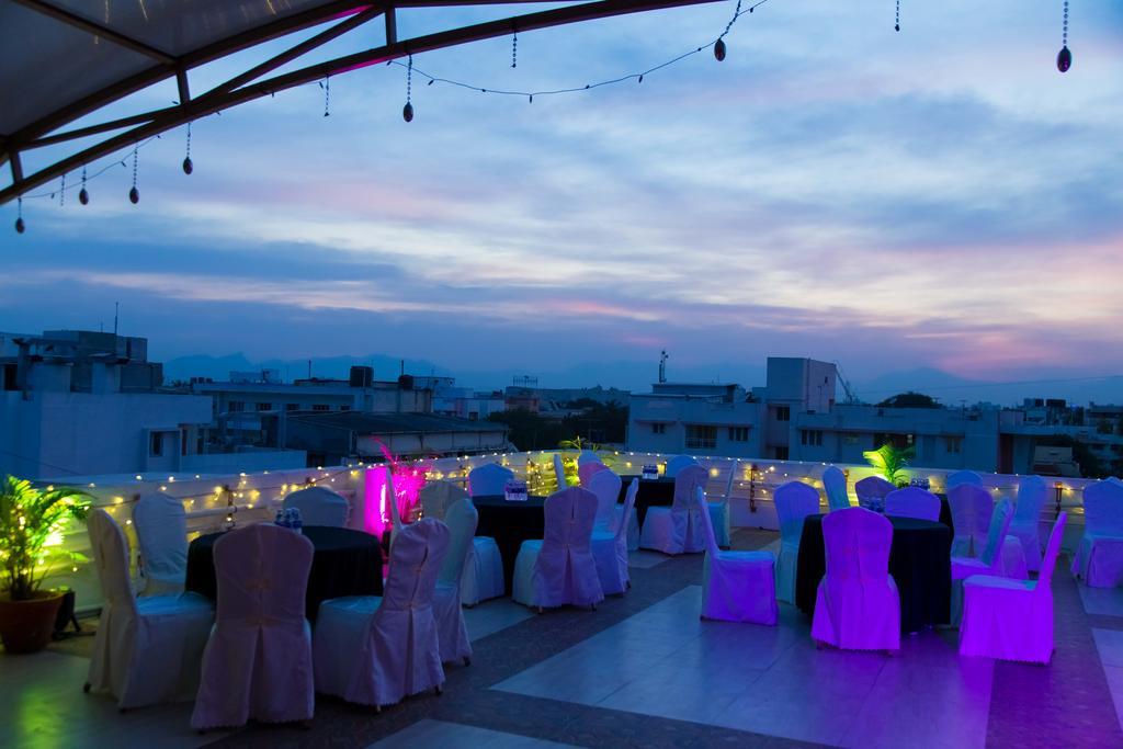 Hotel Prince Gardens Κοϊμπατόρε Εξωτερικό φωτογραφία