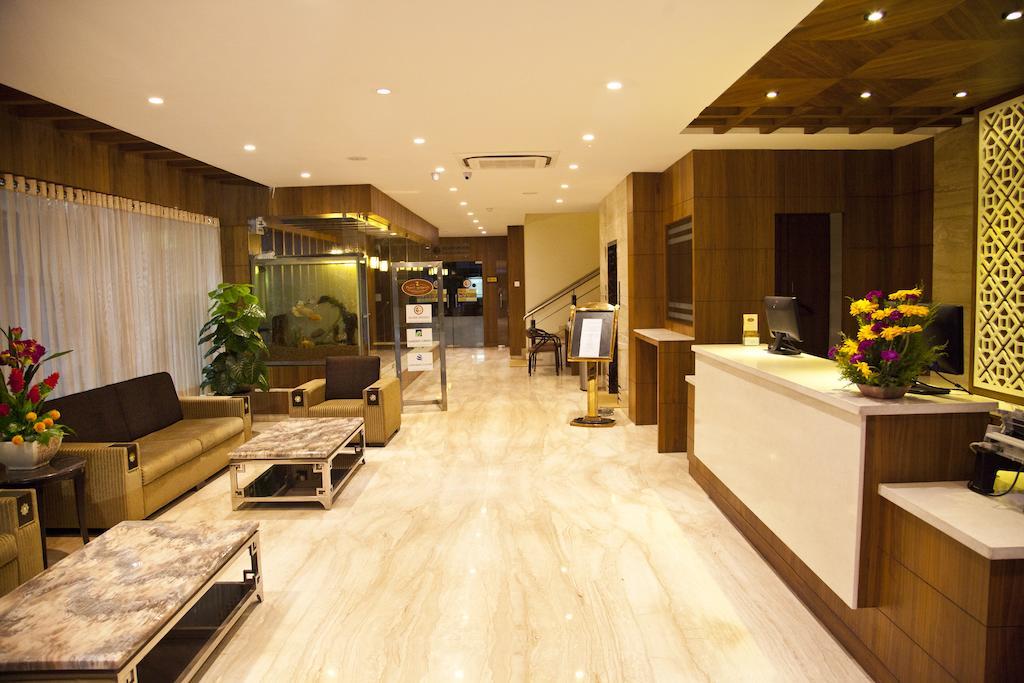 Hotel Prince Gardens Κοϊμπατόρε Εξωτερικό φωτογραφία