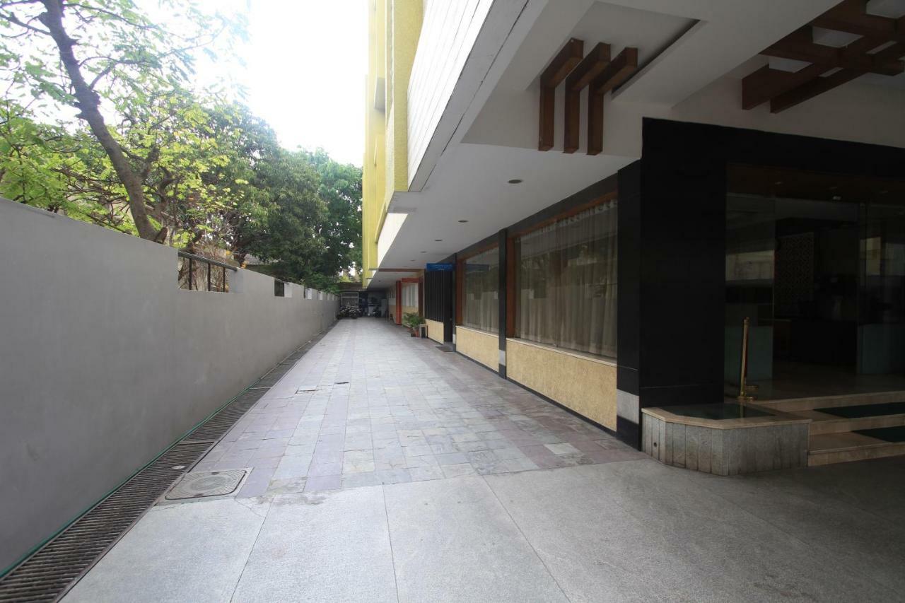 Hotel Prince Gardens Κοϊμπατόρε Εξωτερικό φωτογραφία